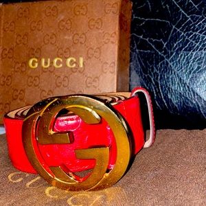 Red & Gold Gucci Belt ⭐️